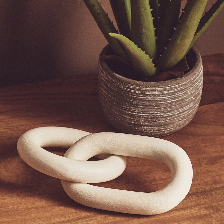 Orsina Cato White Wood 2-Link Chain Decor | Minimalist Coastal Accent