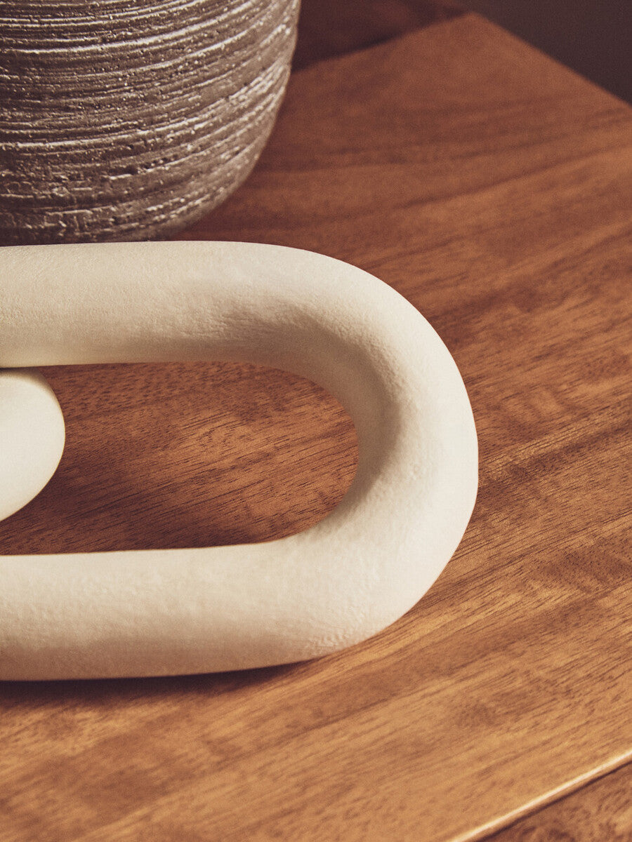 Orsina Cato White Wood 2-Link Chain Decor | Minimalist Coastal Accent