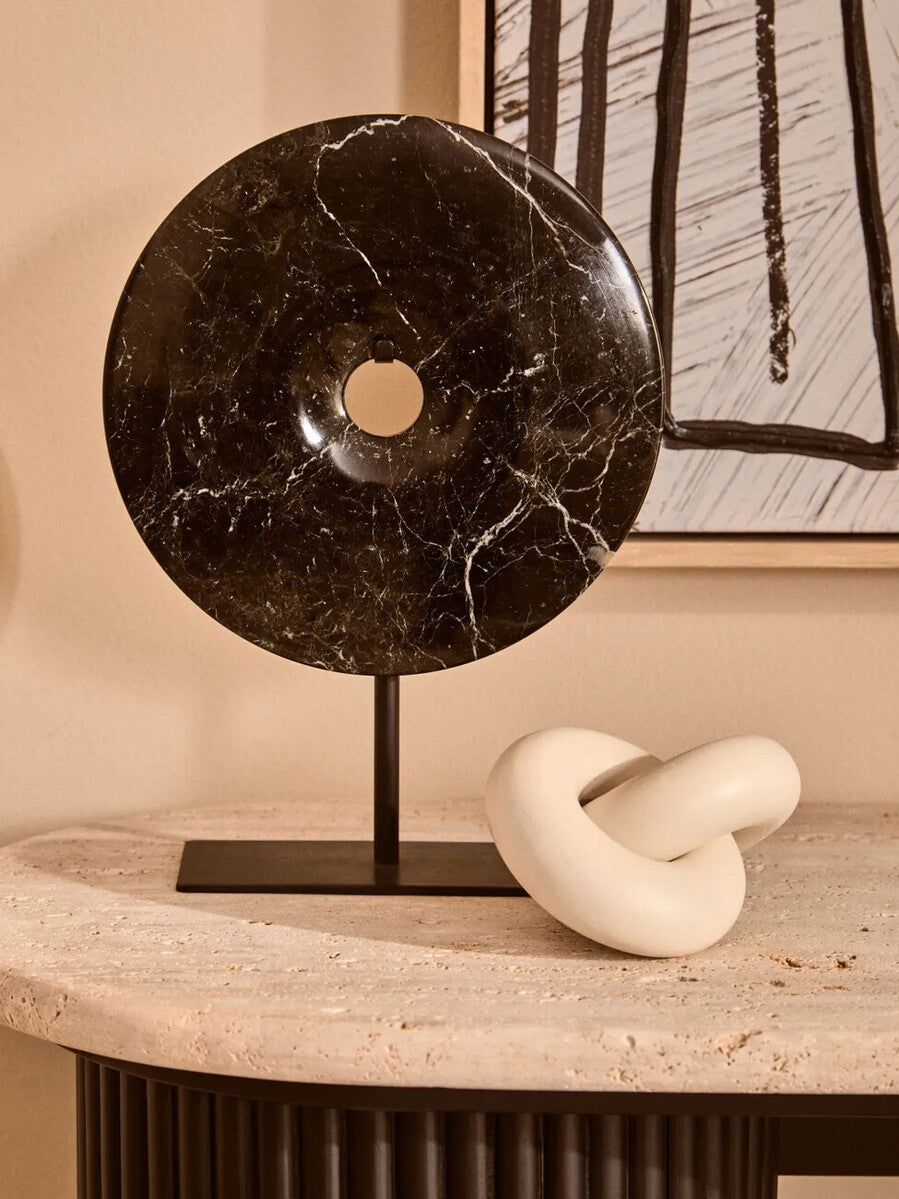 Orsina Cato White Wood Small Knot Decor – Modern Sculptural Ornament