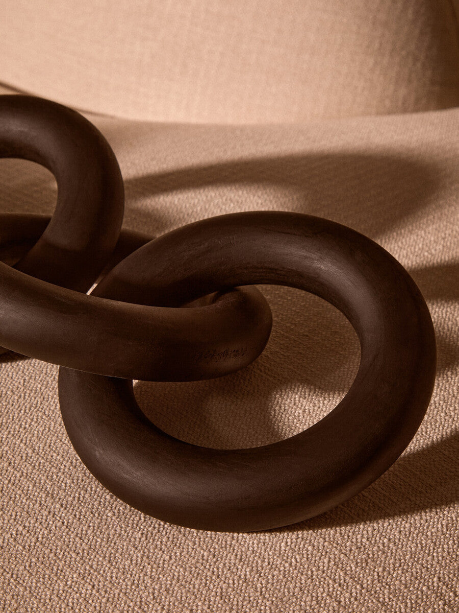 Orsina Cato Black Wooden 5 Link Chain Decor – Modern Sculptural Accent