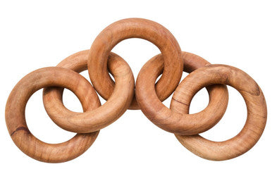 Orsina Natural Wooden 5 Link Chain Decor – Hand-Finished Sculptural Piece