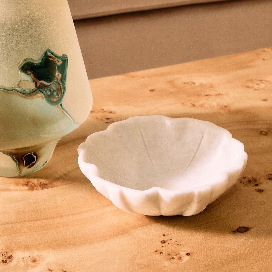 Orsina Zoro White Marble Lotus Bowl – Small Sculptural Catchall