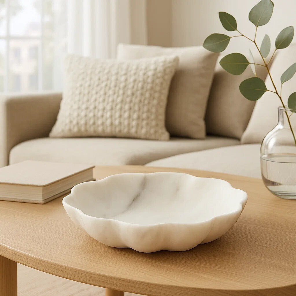 Orsina Zoro White Marble Scalloped Bowl – Medium Hand-Finished Stone