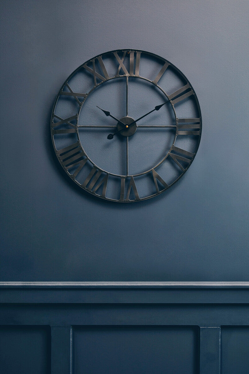 Orsina Genova Black Metal Wall Clock – Modern Roman Numeral Timepiece