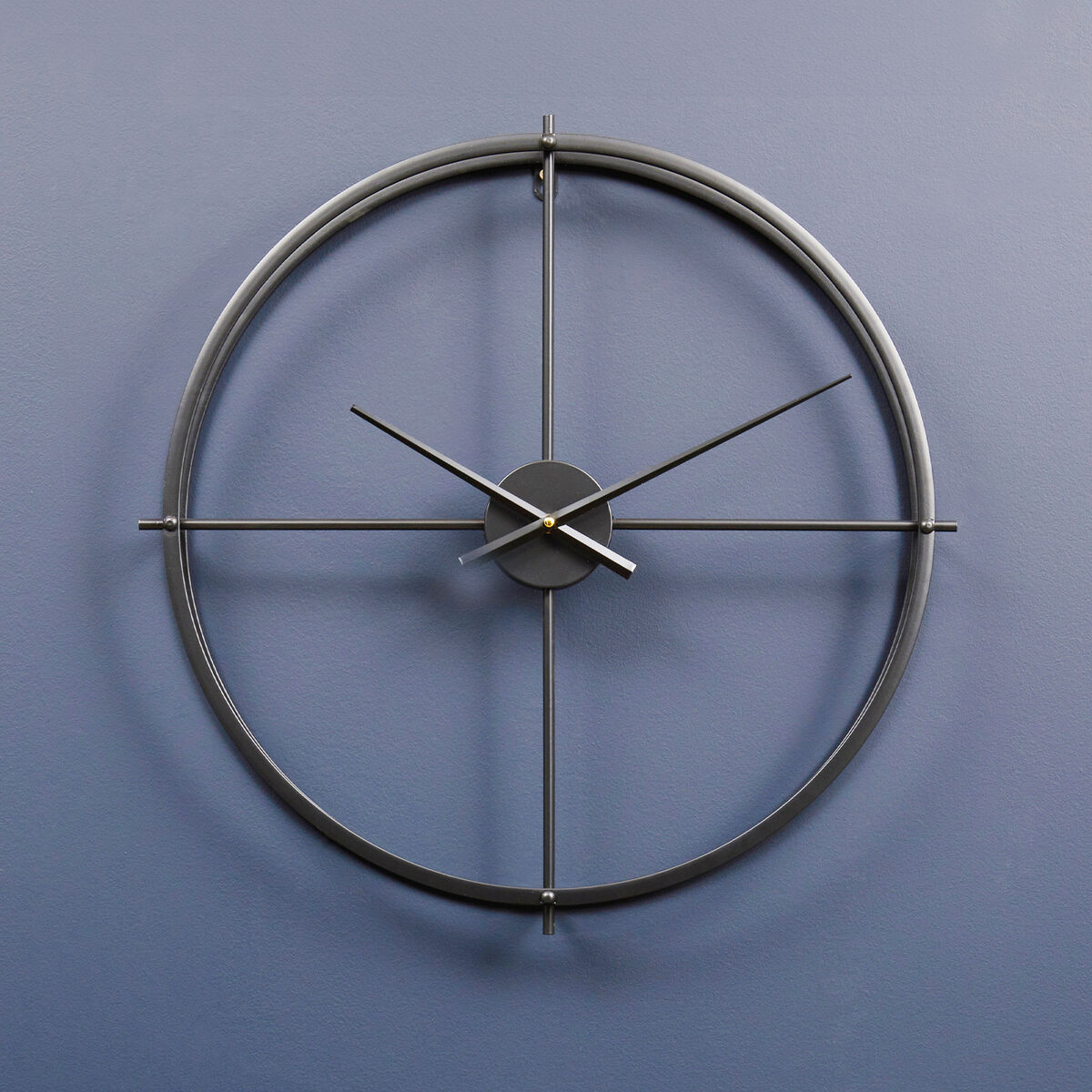 Orsina Kent Large Black Metal Wall Clock – Modern Minimalist Design