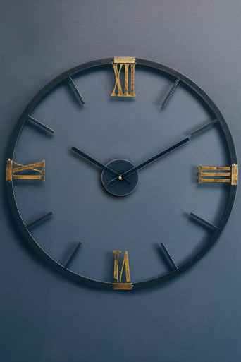 Orsina Kent Round Black Metal Wall Clock – Modern Minimalist Timepiece