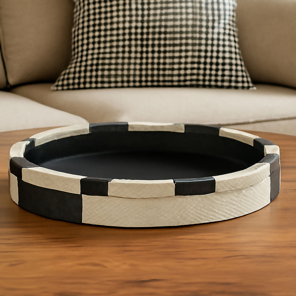 Orsina Ezra Black and White Round Ceramic Tray – Modern Decorative Tray