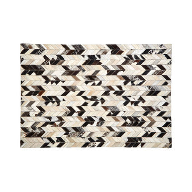 Orsina Safira Small Chevron Patchwork Rug – Hair on Leather Decor