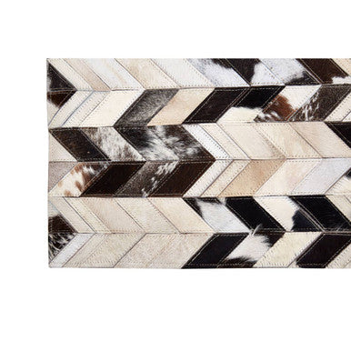 Orsina Safira Small Chevron Patchwork Rug – Hair on Leather Decor