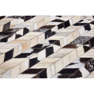 Orsina Safira Small Chevron Patchwork Rug – Hair on Leather Decor