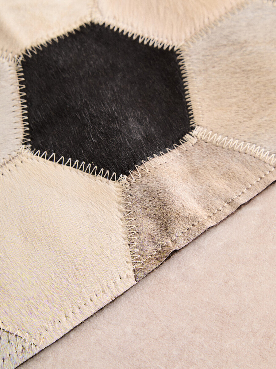 Orsina Safira Large Hexagon Patchwork Hair on Leather Rug – Grey