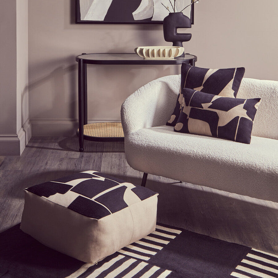 Orsina Bosie Black and White Rug – Handcrafted Modern Graphic Area Rug