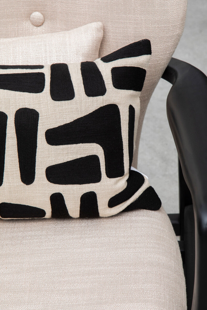 Orsina Ozella Rectangular Lumbar Cushion – Natural & Black Cotton