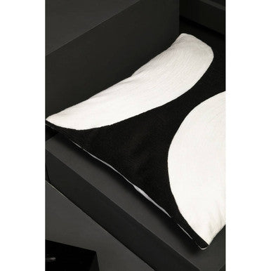 Orsina Bosie Ozella Geometric Cotton Cushion – Black and White