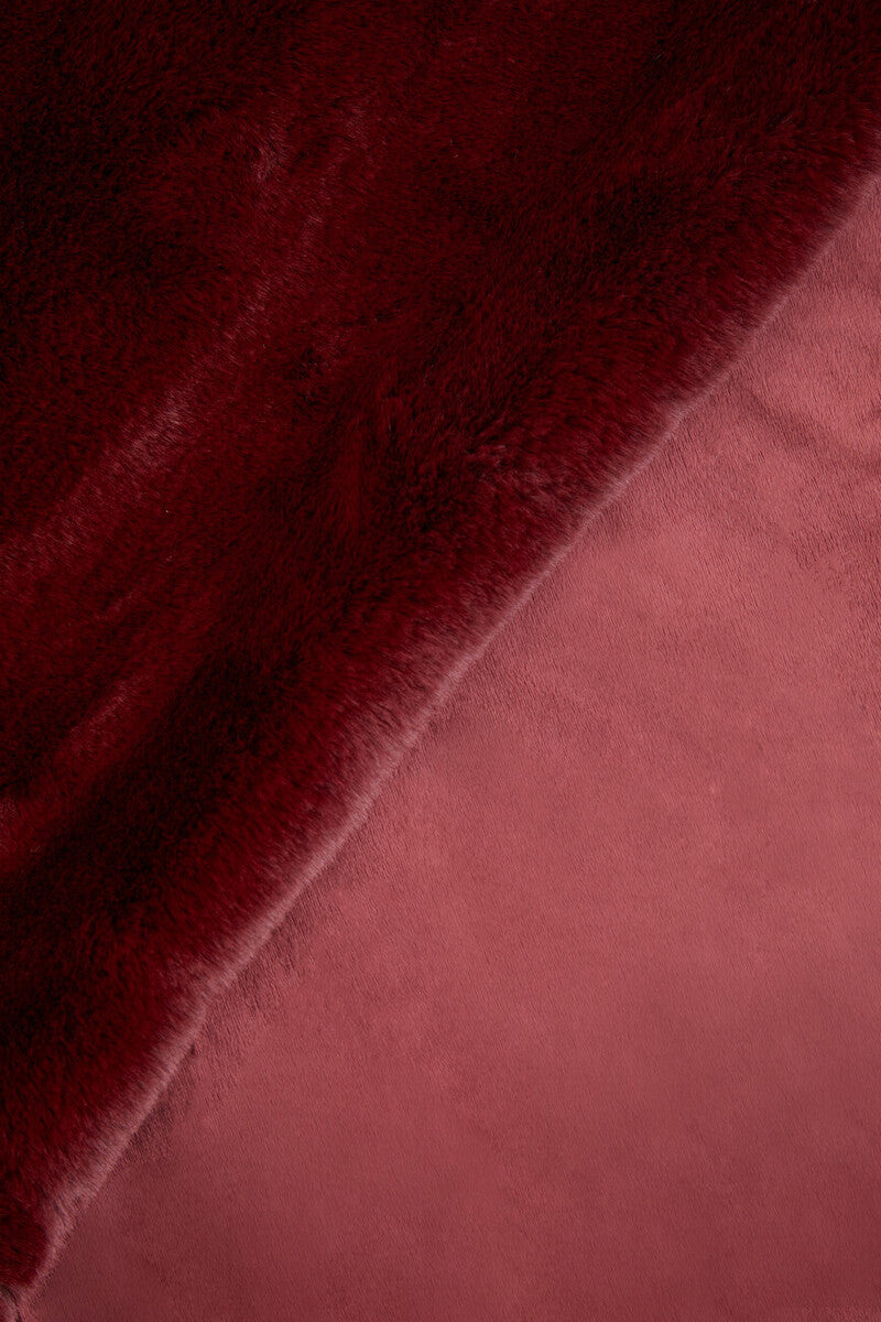 Orsina Lamina Red Wine Throw Blanket – Plush Faux Fur Home Decor