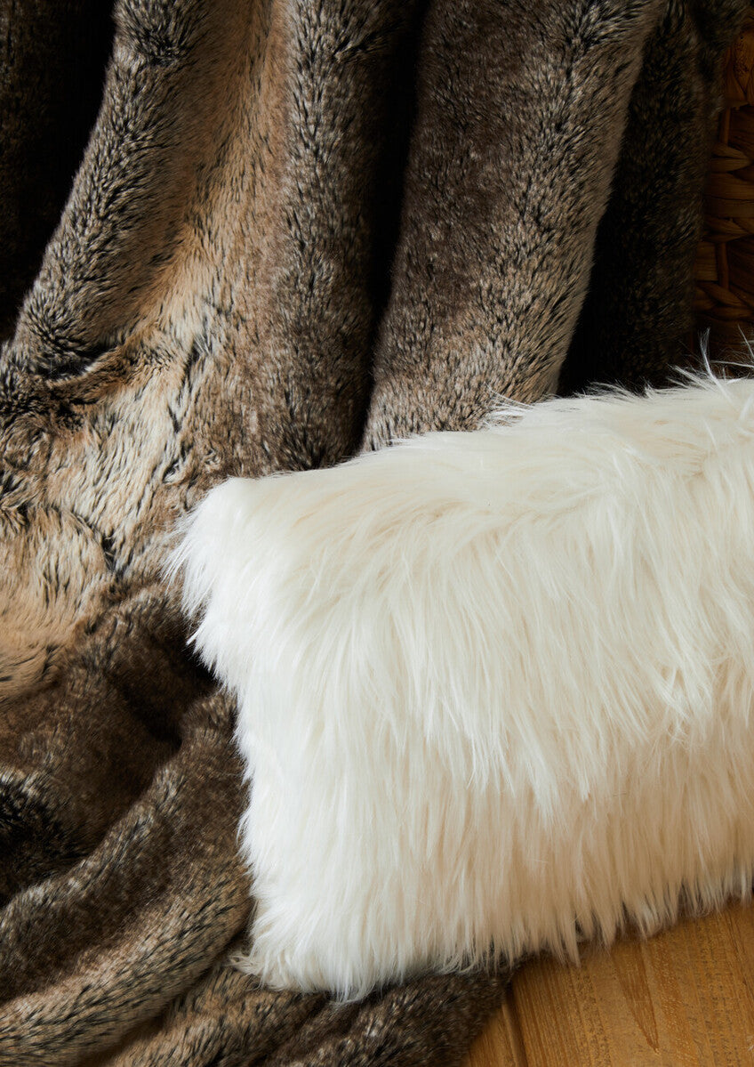 Orsina Bosie Lamina Mocha Ombre Faux Fur Throw | Luxury Plush Blanket