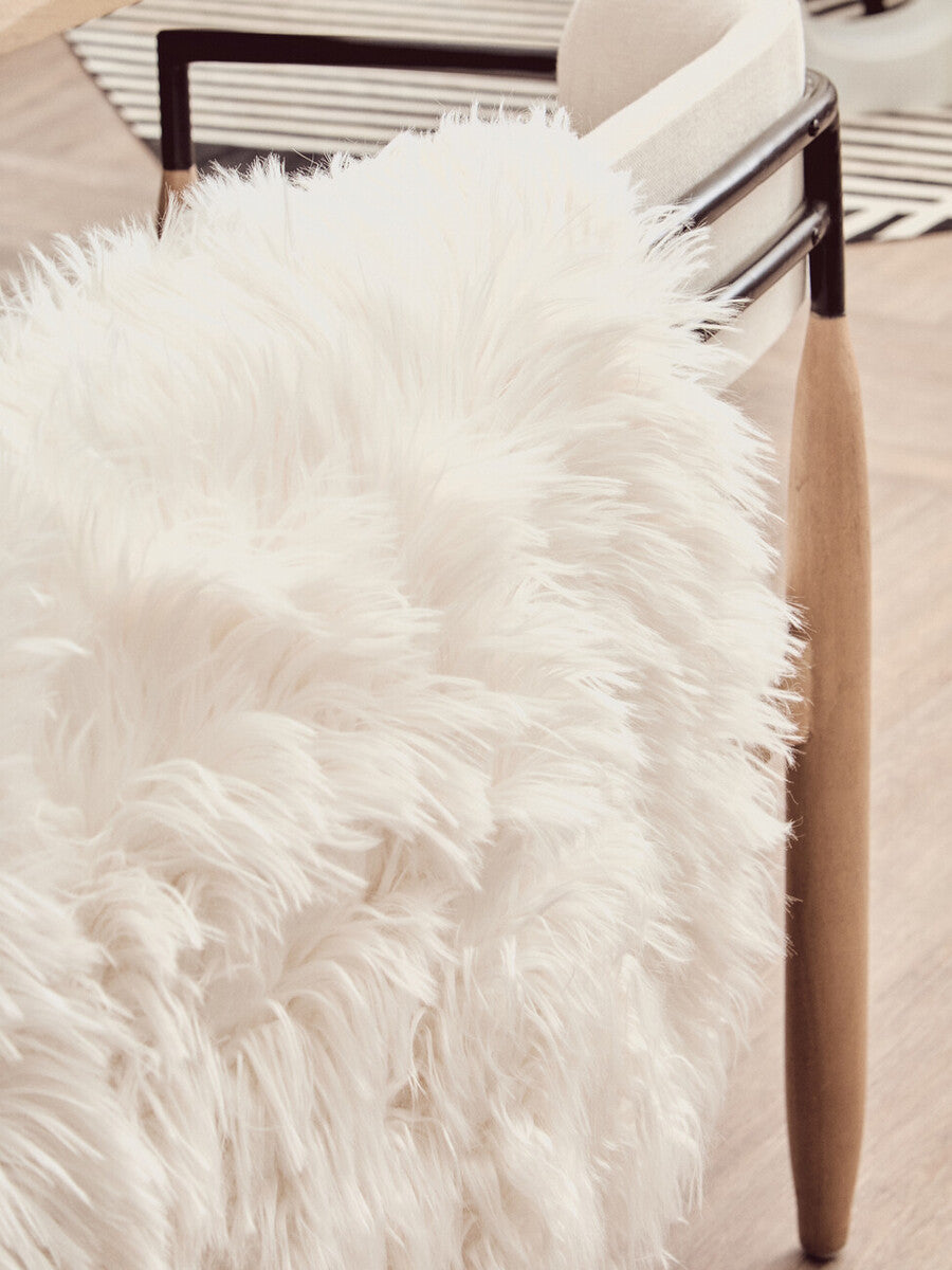 Orsina Lamina Cream Faux Fur Throw – Plush Decorative Bed Blanket
