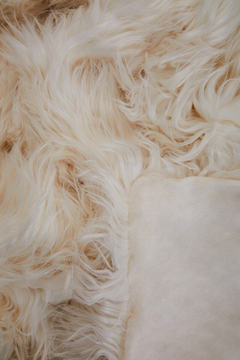 Orsina Lamina Cream Faux Fur Throw – Plush Decorative Bed Blanket