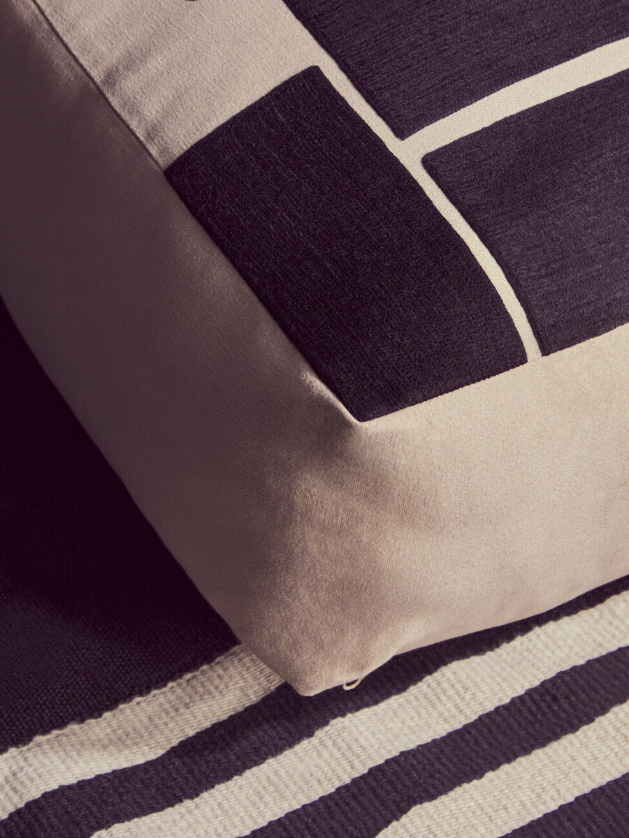 Orsina Bosie Ozella Square Floor Cushion – Natural & Black Cotton