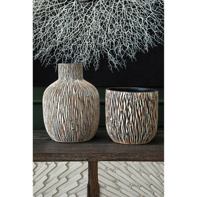 Orsina Modello Abstract Mirrored Wall Art – Silver & Black Sculpture