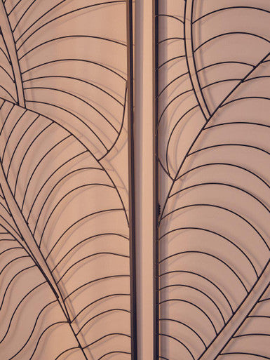 Orsina Trento Large Black Leaf Wall Art – Modern Botanical Decor