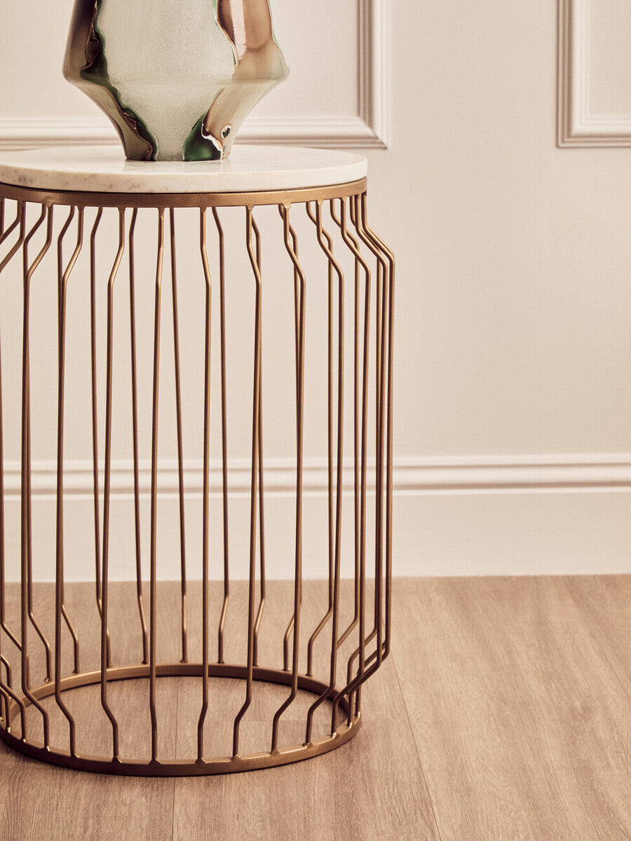 Orsina Shalimar Round Marble Side Table – Gold Wireframe Base