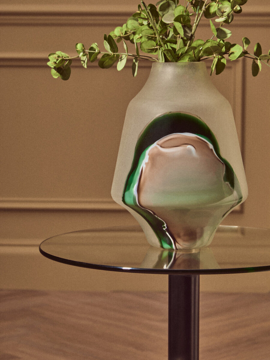 Orsina Oria Glass End Table – Black and Gold Metal Pedestal Side Table