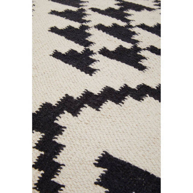 Orsina Cefena Berber Style Pouffe – Hand-Woven Cotton Geometric Ottoman