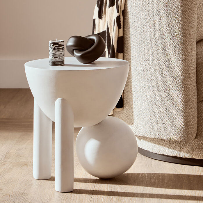 Orsina Walsa Round Mango Wood Side Table – Whitewash Sculptural Base