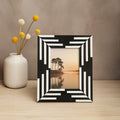 Orsina 5x7 Photo Frame – Black and White Striped Resin Picture Frame