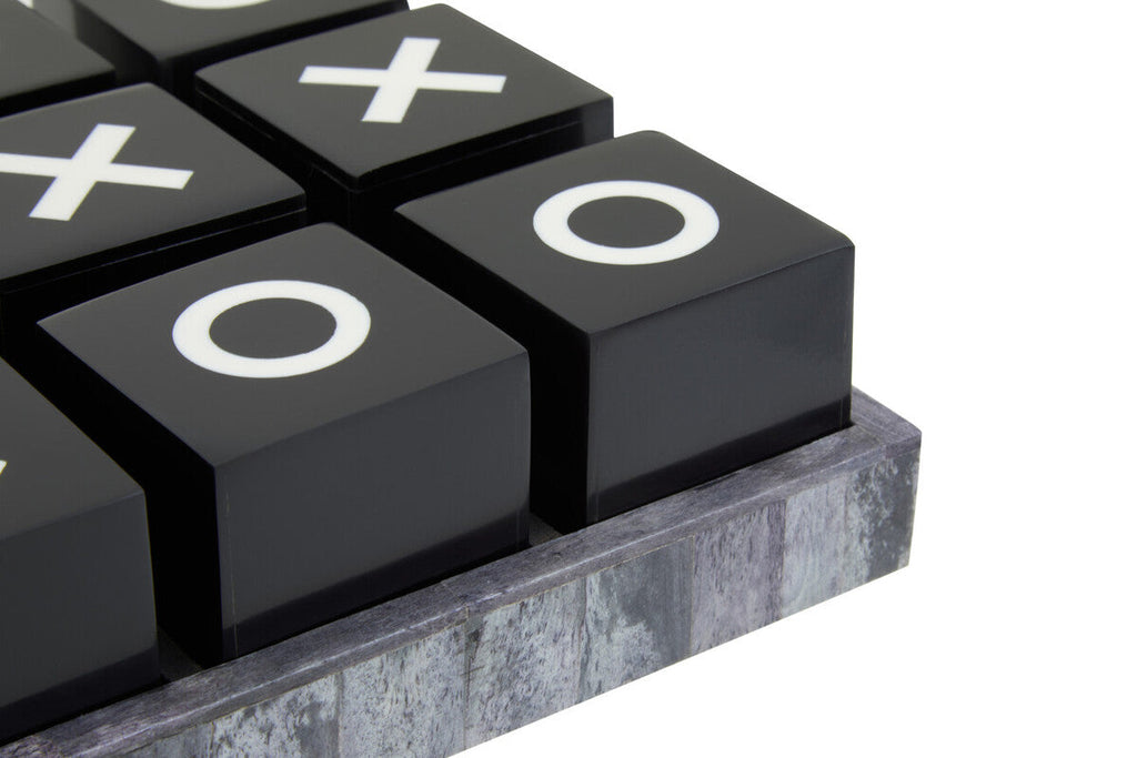 Orsina Churchill Noughts and Crosses – Monochrome Bone Tic-Tac-Toe