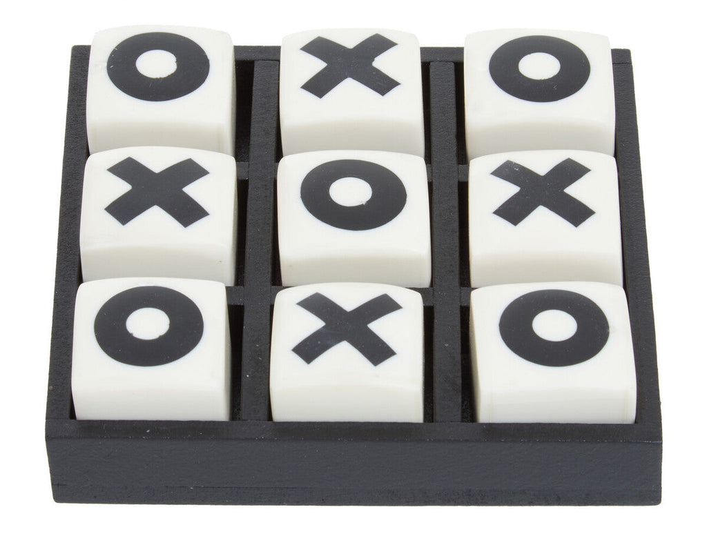 Orsina Noughts and Crosses – Extra Small Black and White Tic-Tac-Toe