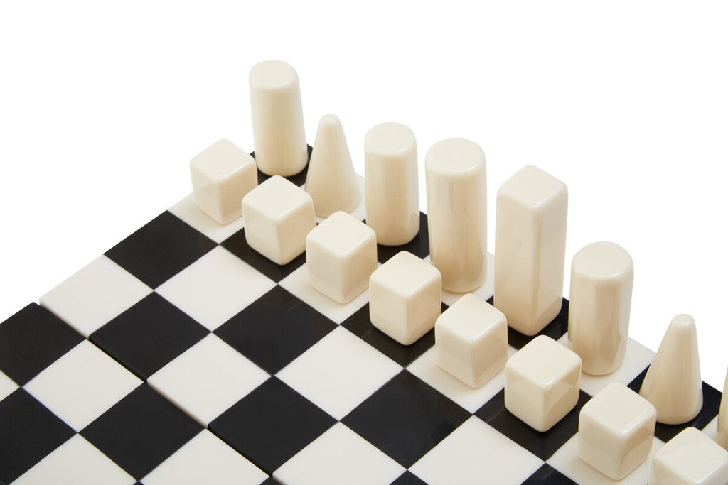 Orsina Foldable Travel Chess Set – Small Black and White Portable Board