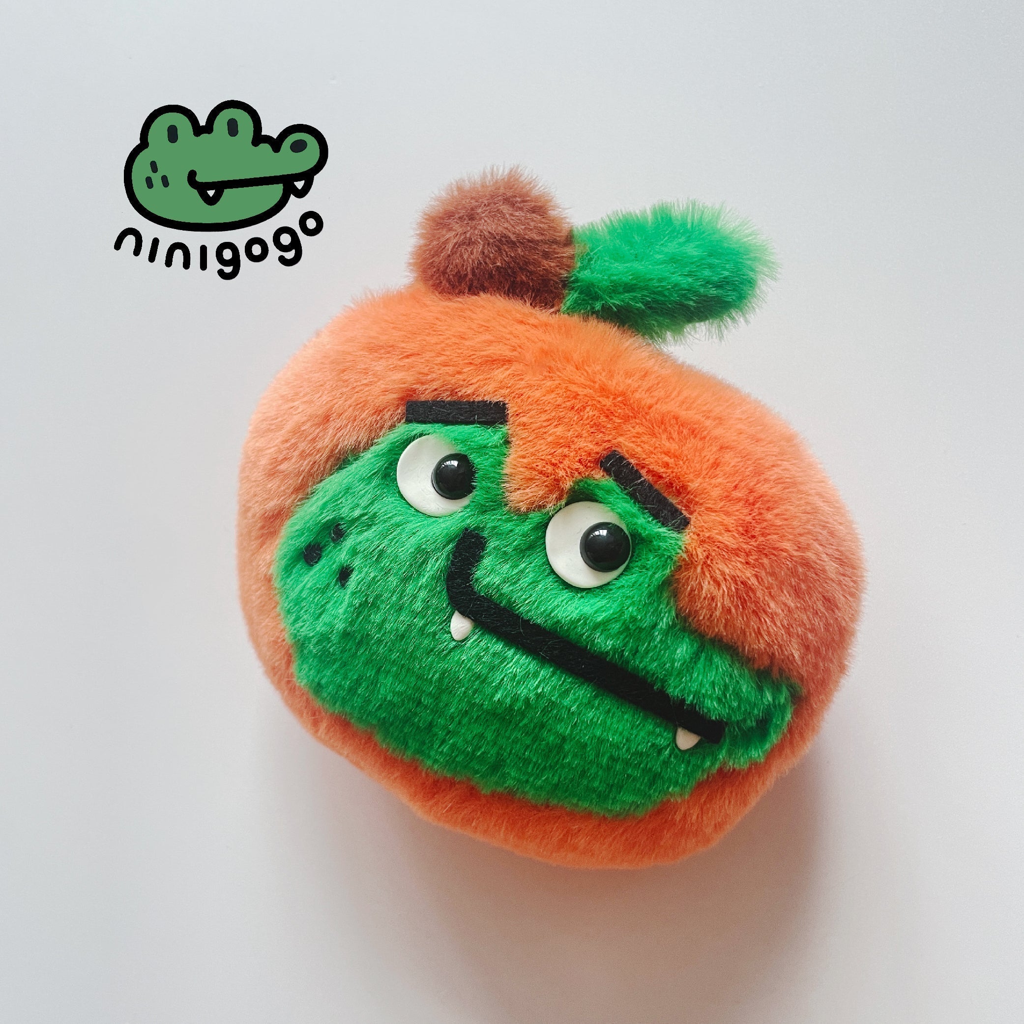 LuLuFun Studio Orange Crocodile Plush Charm – Handmade Fleece Toy