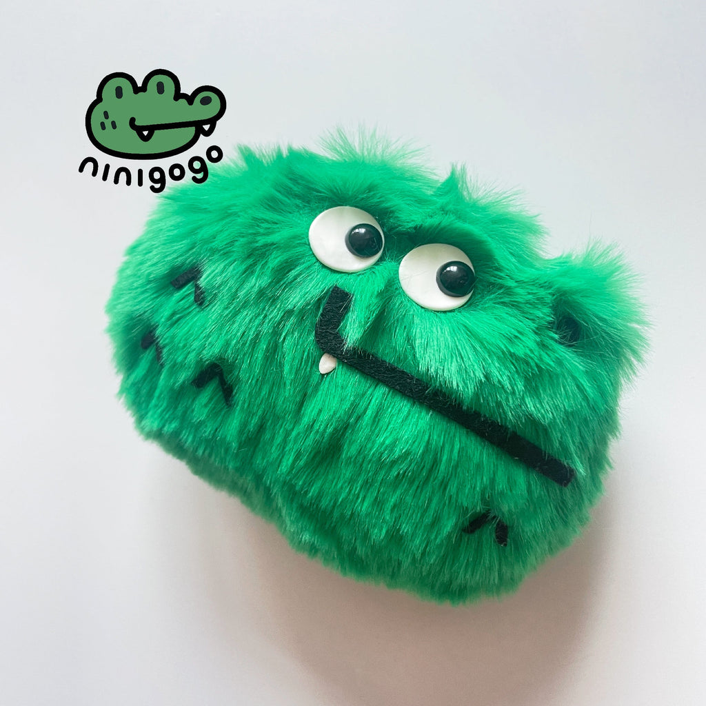 LuLuFun Studio Dark Green Crocodile Plush Charm – Handmade Fleece Toy