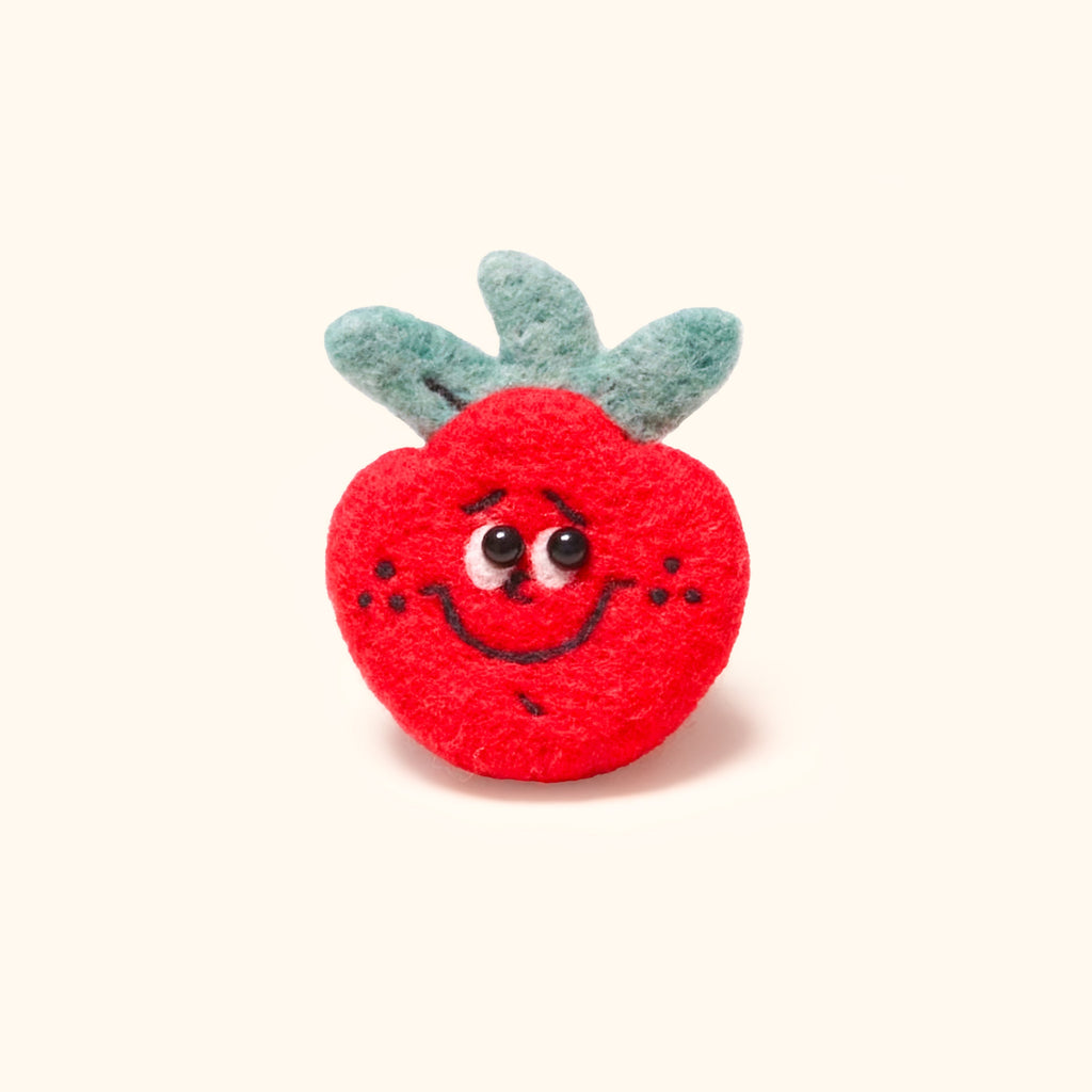 LuLuFun Studio Strawberry Needle Felted Brooch – Handmade Cute Pin