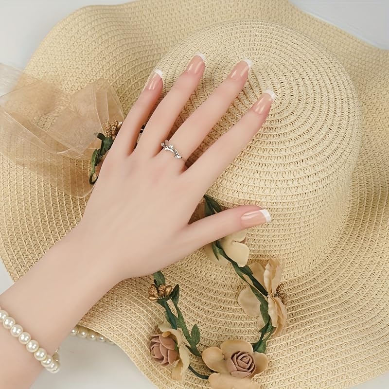 Flexible Nail Art Practice Hand – Bendable Manicure Trainer