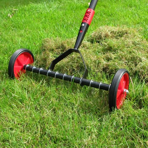 Darlac Lawn Scarifier – Telescopic Steel Rake for Thatch Removal