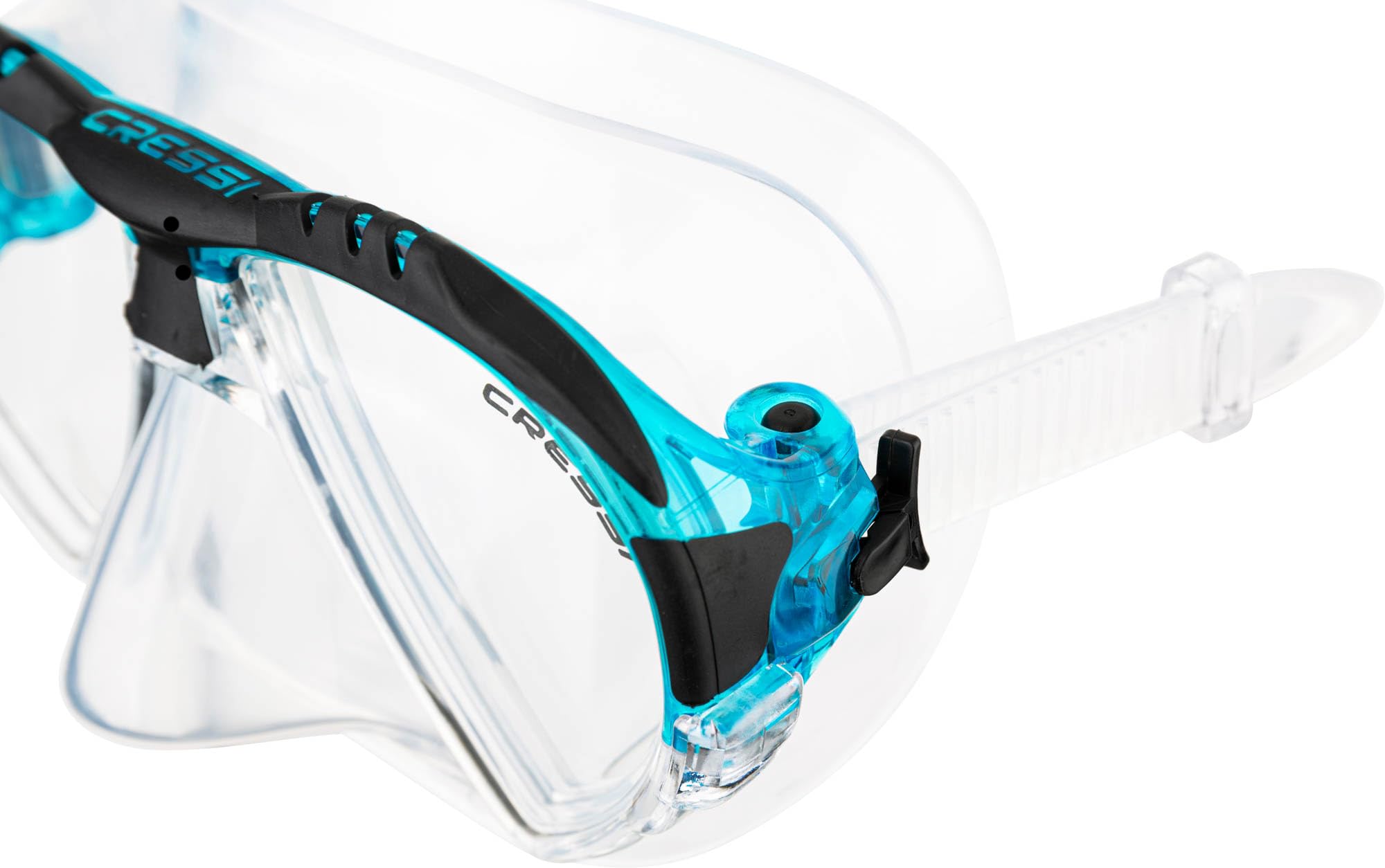 Cressi Matrix Snorkeling & Scuba Diving Mask – Low Volume – Clear/Aquamarine