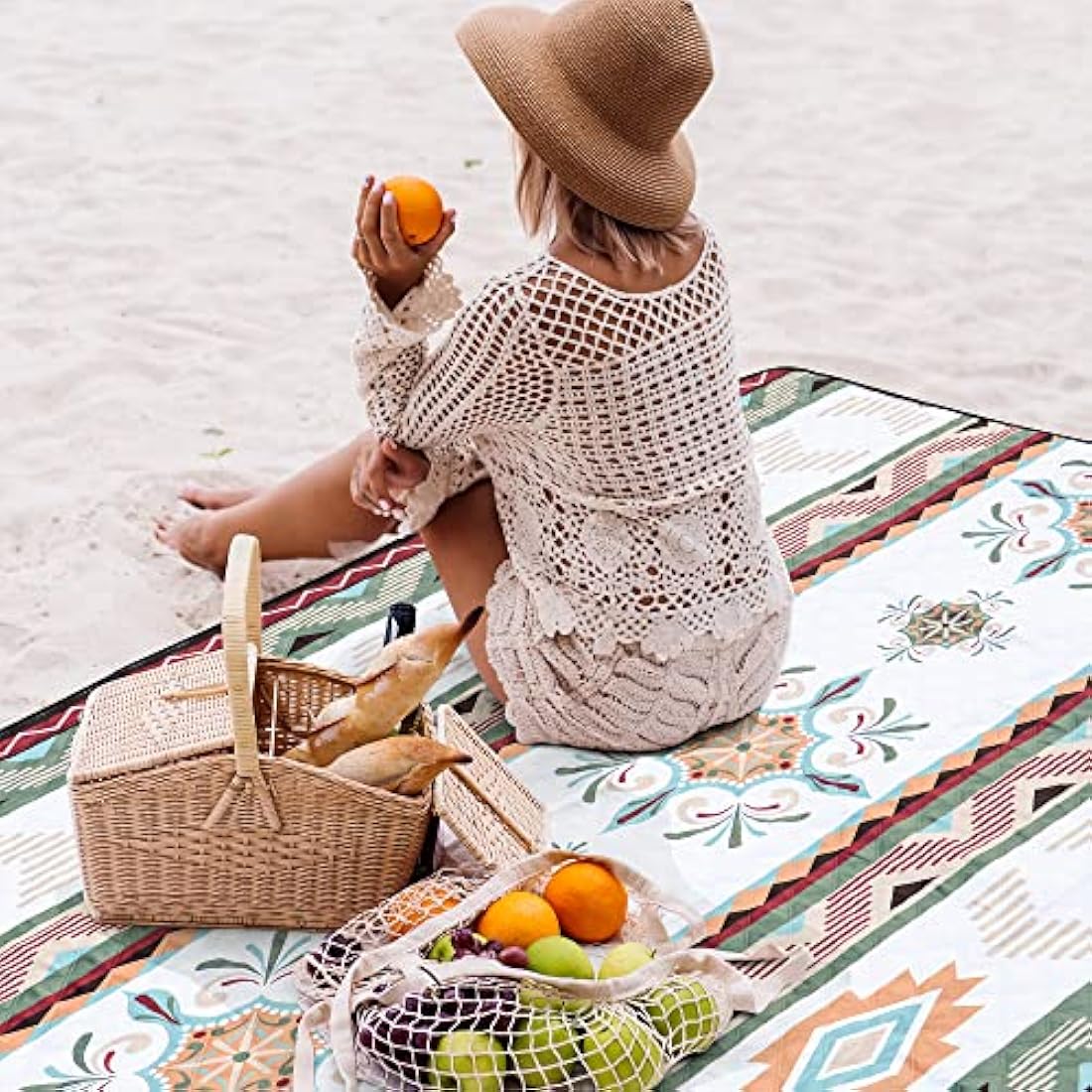 LARUTAN Waterproof Picnic Blanket | 200x200CM Large Sandproof Beach Mat