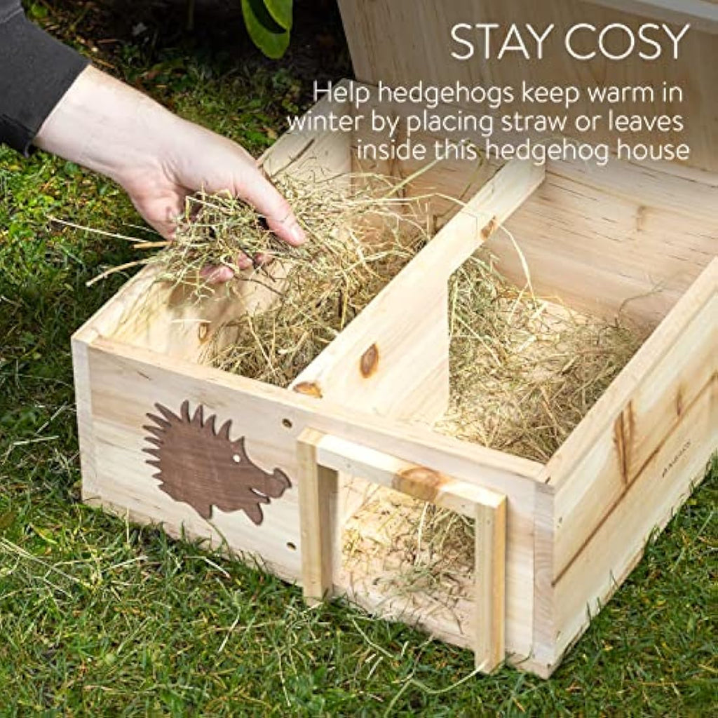 Navaris Wooden Hedgehog House – Outdoor Garden Hibernation Shelter