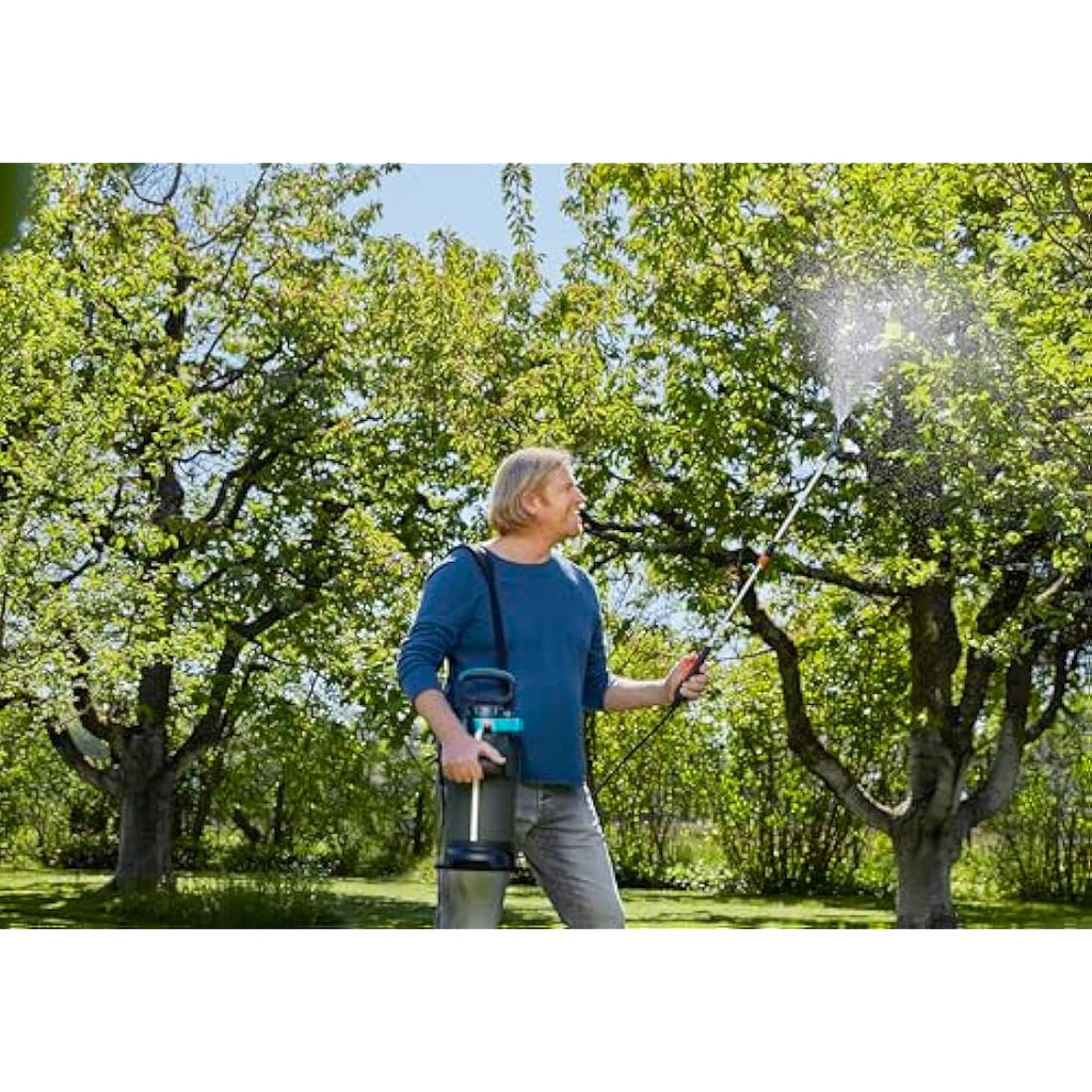 Gardena Pressure Sprayer 5L Plus – Ergonomic Garden Pump with Strap