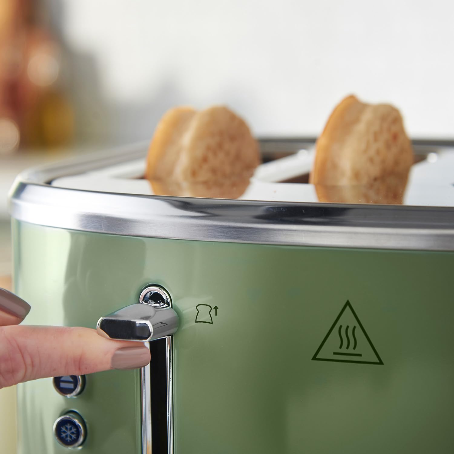 Russell Hobbs Stylevia 4-Slice Toaster – Mocha Stainless Steel