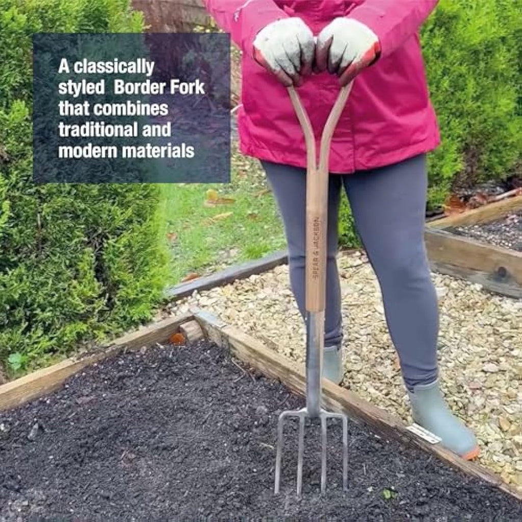 Spear & Jackson Border Fork – Stainless Steel & Hardwood Garden Tool