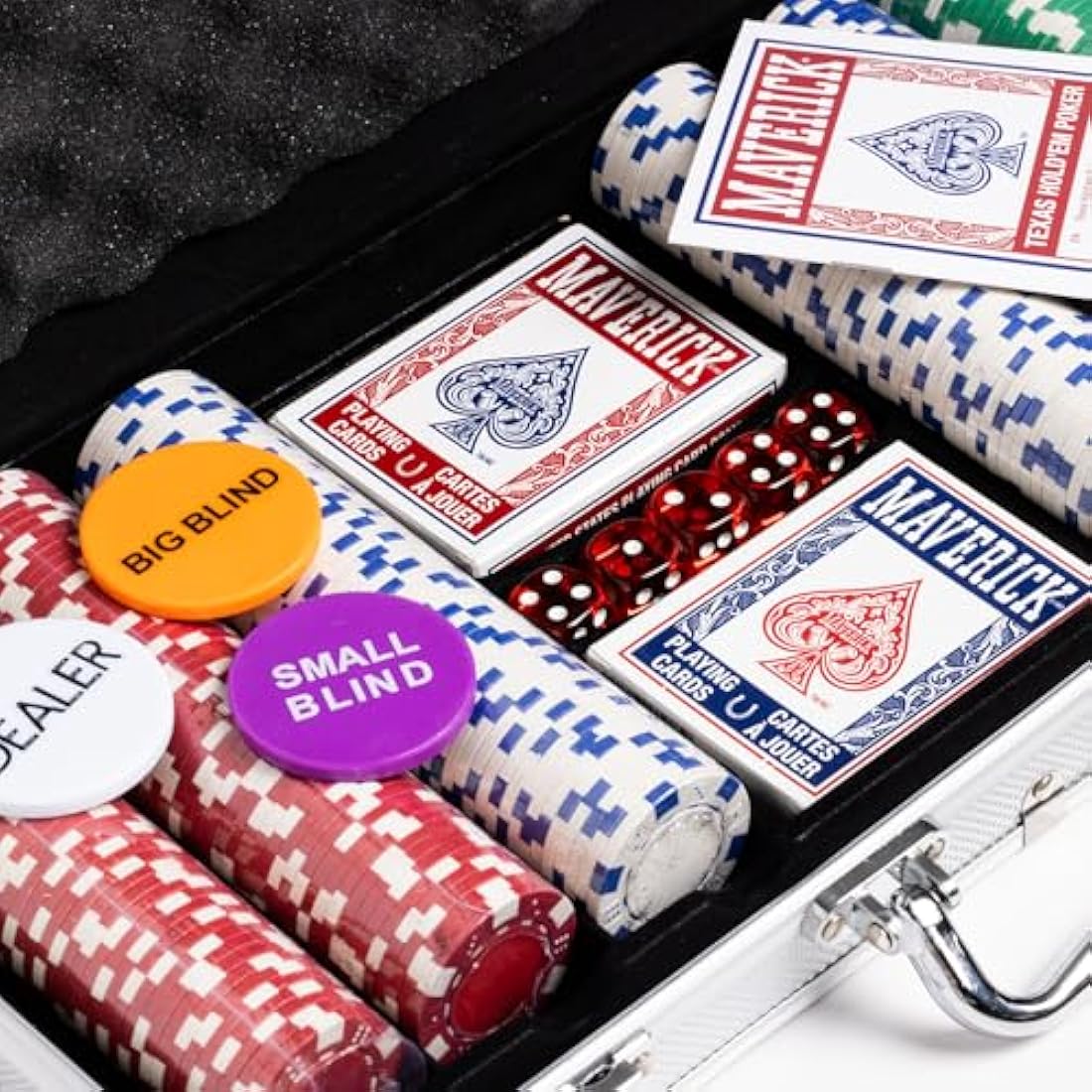 Cartamundi Maverick Texas Hold'em Poker Set | 300 Heavyweight Chips