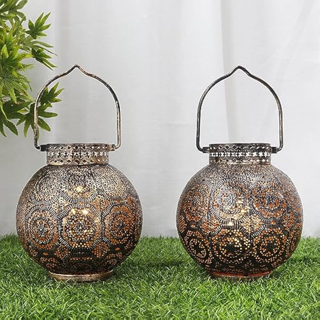 TRIROCKS Moroccan Metal Table Lamp Set – Battery Powered LED Lanterns