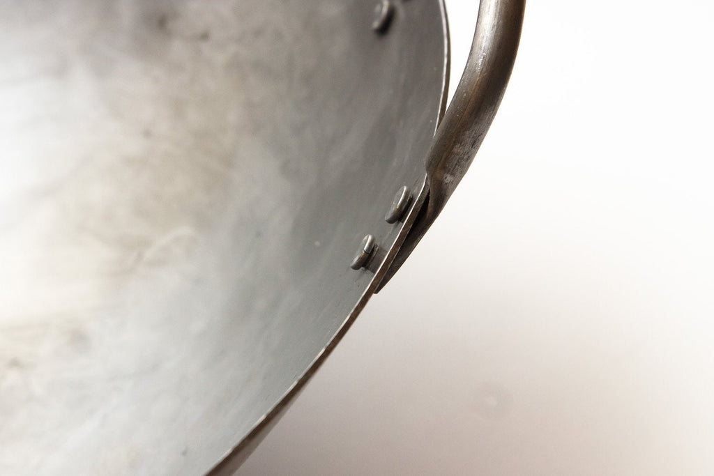 Craft Wok 16 Inch Hand Hammered Carbon Steel Round Bottom Wok