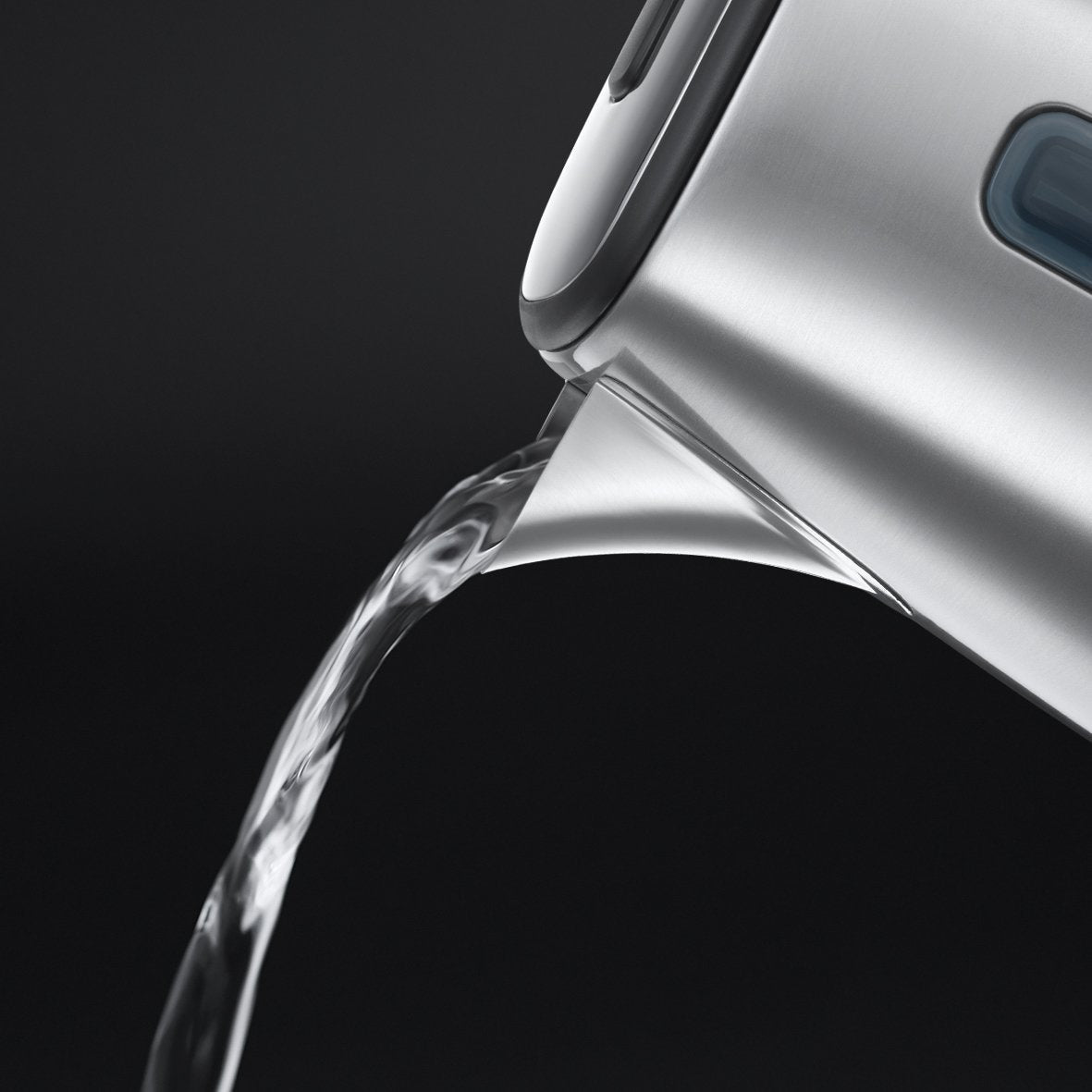 Russell Hobbs Eclipse 1.7L Electric Kettle – Quiet & Fast Boil Copper