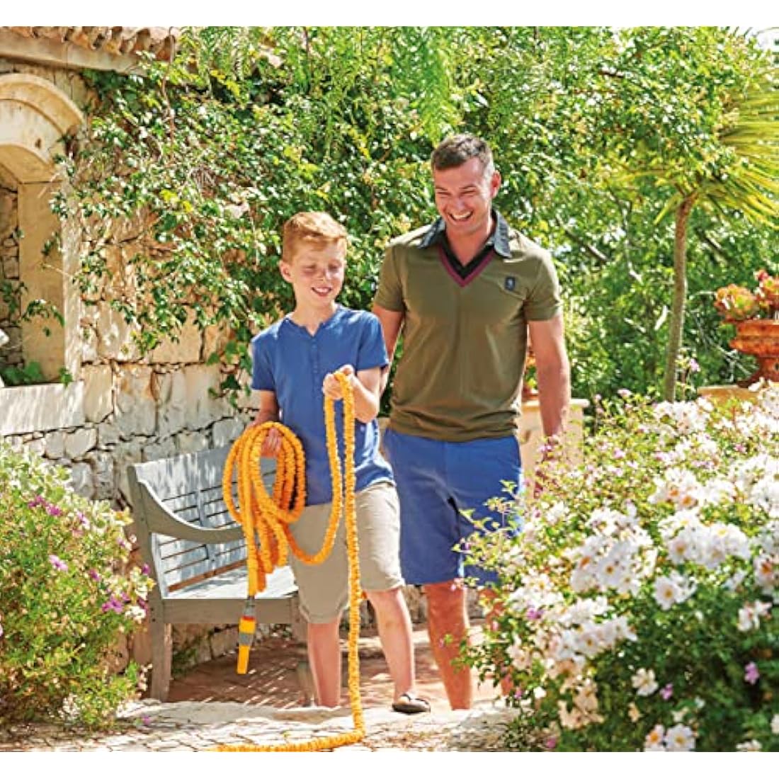 Hozelock Superhoze 15m Expanding Garden Hose – Flexible & Kink-Free