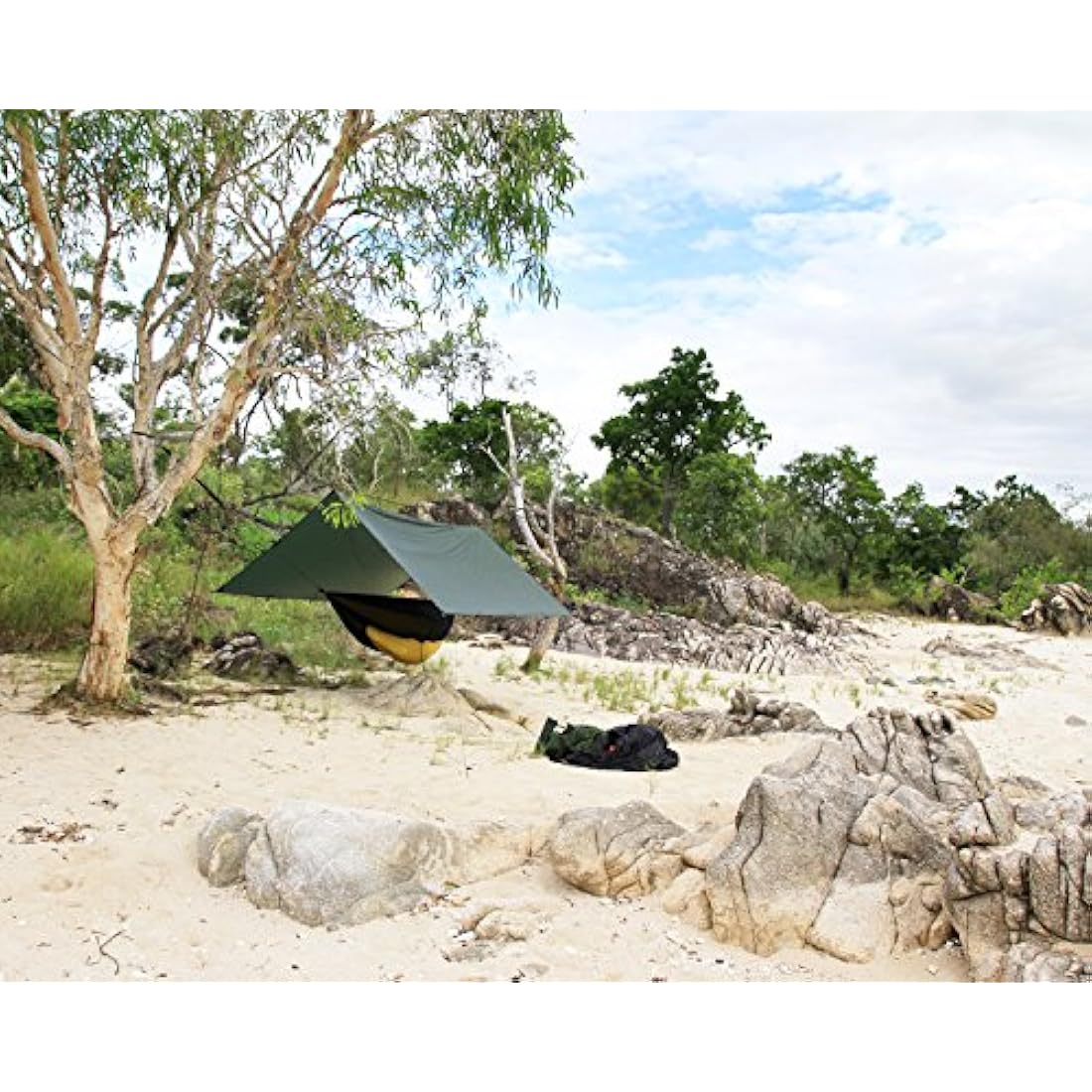 DD Hammocks SuperLight Tarp – Waterproof Ripstop Nylon Shelter